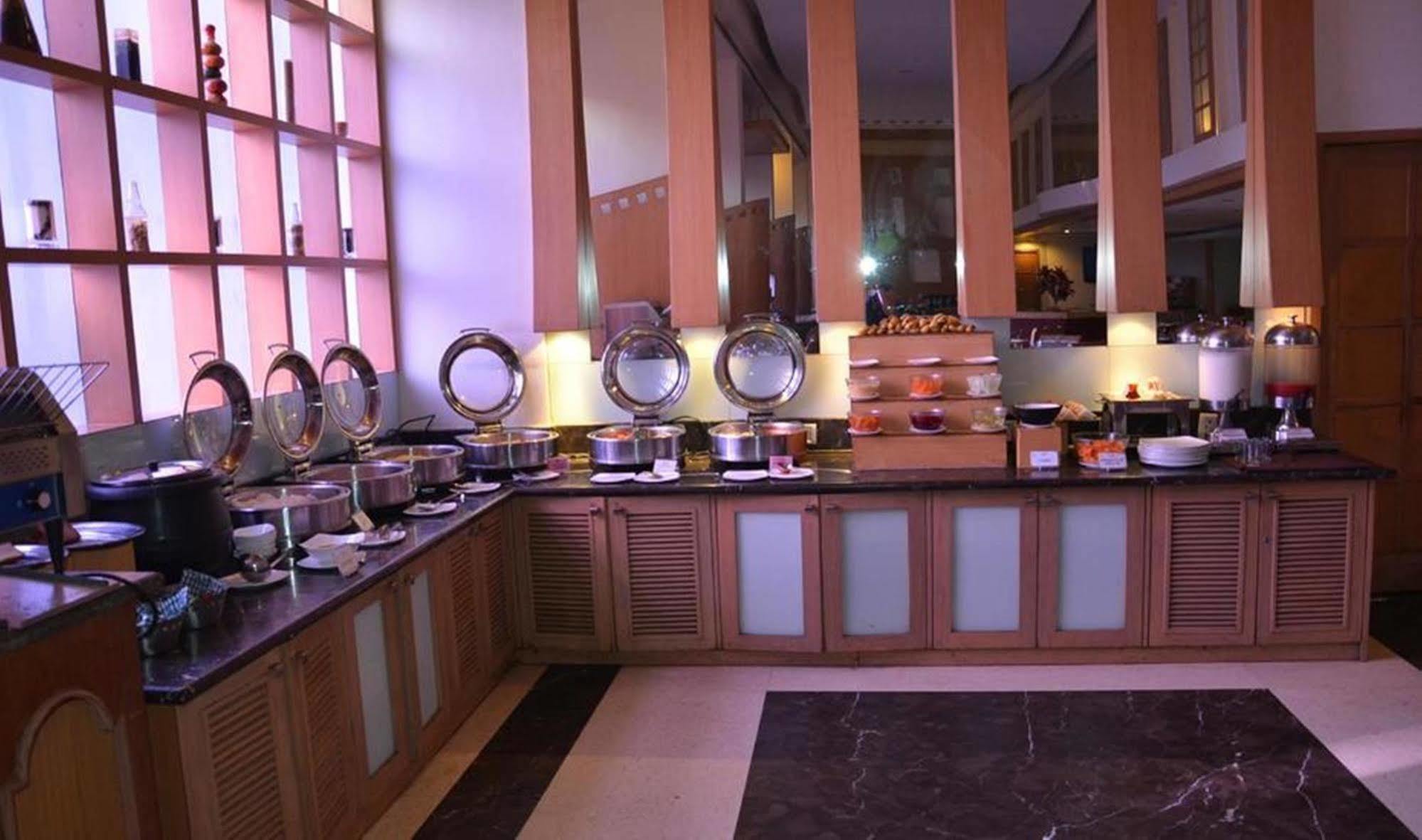 Hotel Vits Aurangabad Extérieur photo