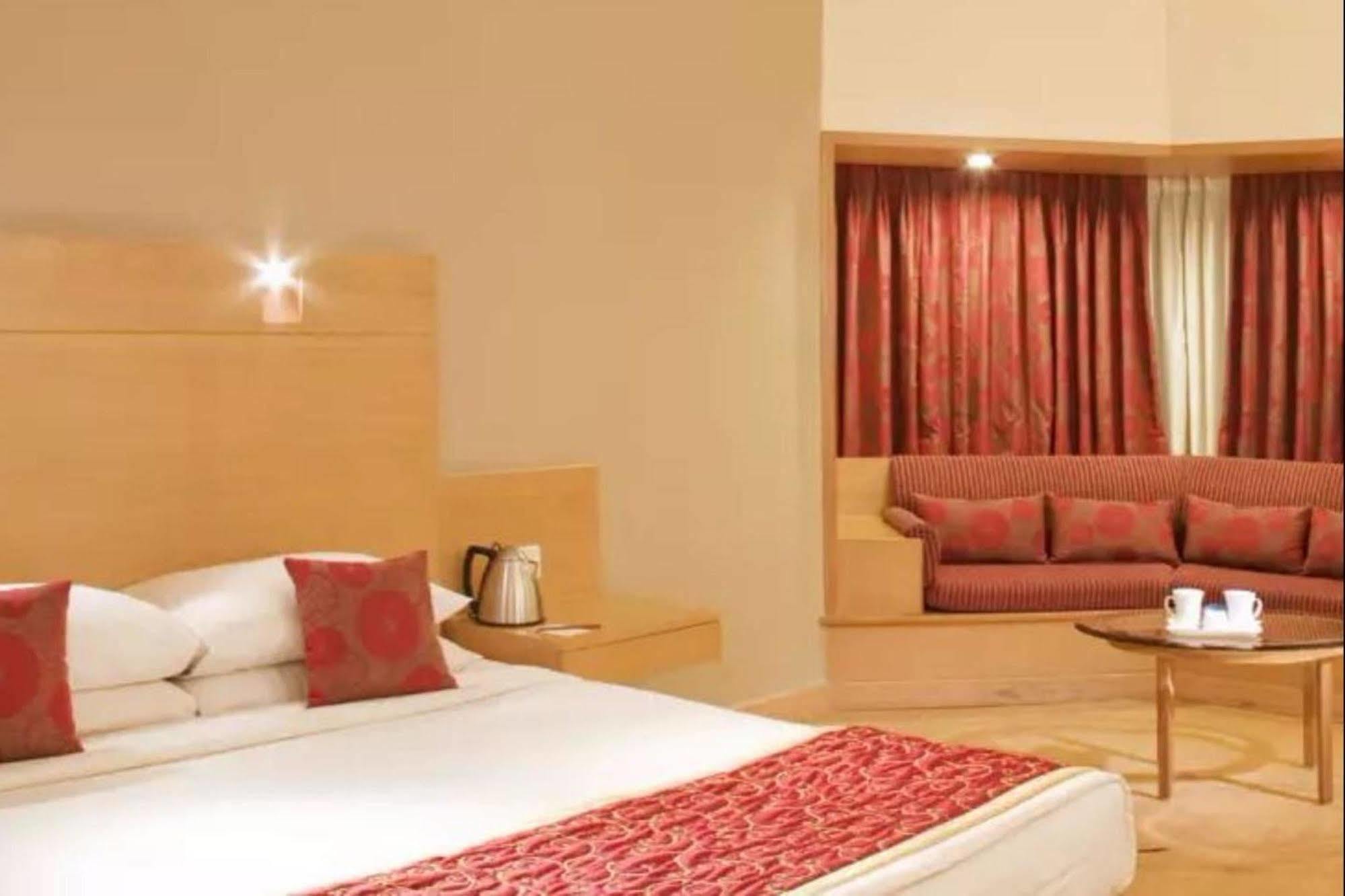 Hotel Vits Aurangabad Extérieur photo