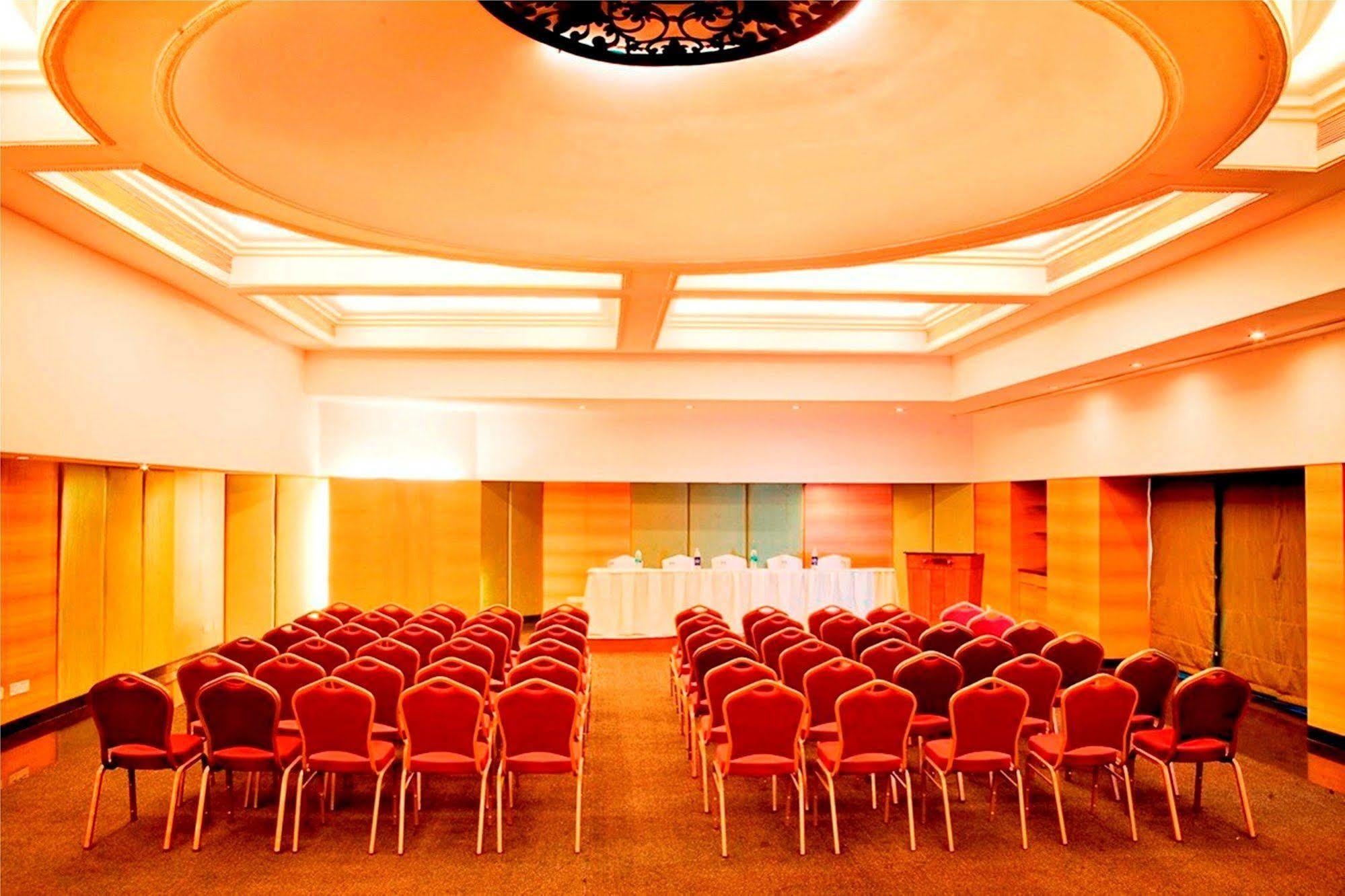 Hotel Vits Aurangabad Extérieur photo