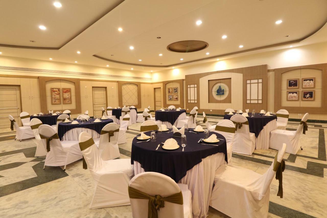 Hotel Vits Aurangabad Extérieur photo